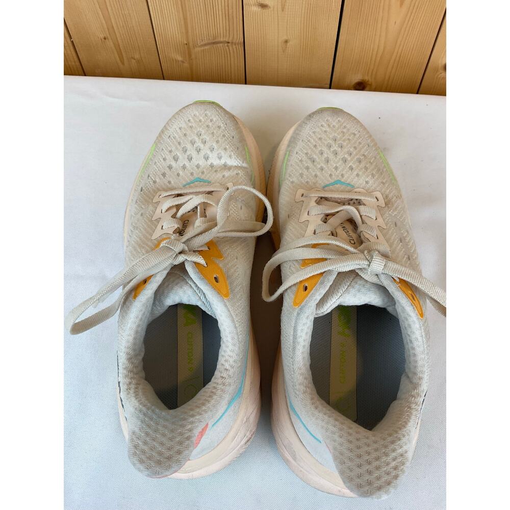 Hoka One One Clifton 9 Women's Size 6, Pink/Cream - Picture 4 of 8